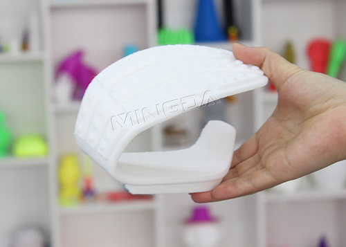  3D打印机为鞋子制造行业开辟新道路